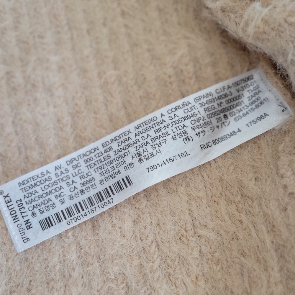 Zara Fuzzy, furry stretch knit Shrug - cream - Picture 5 of 7